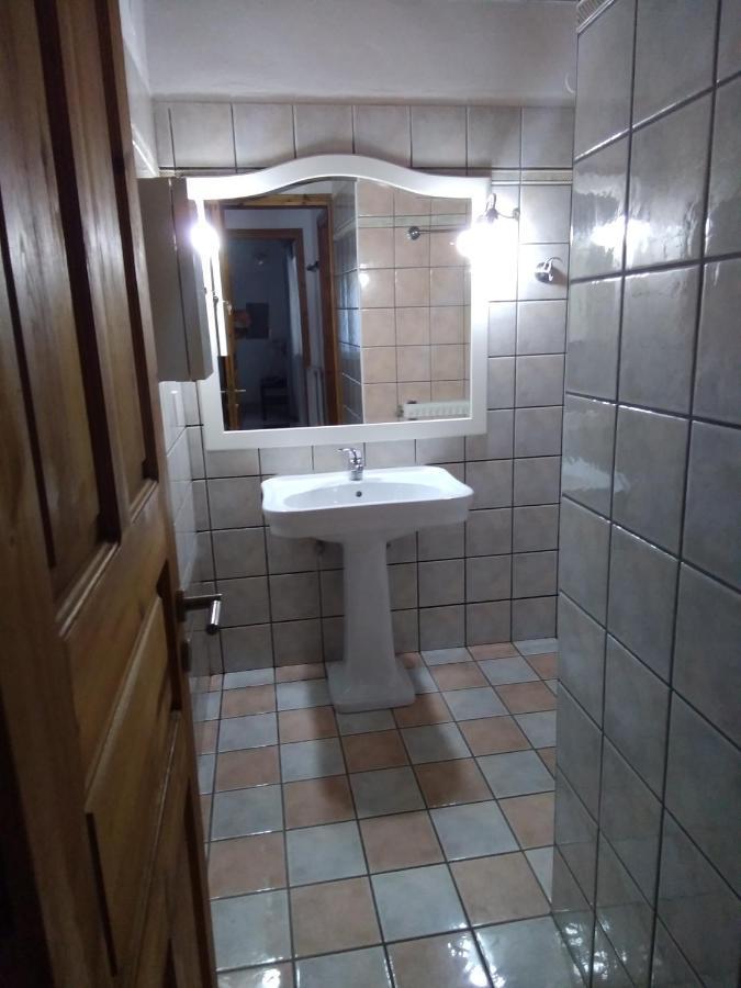 Radovoli Apartment ปาปิงโก ภายนอก รูปภาพ