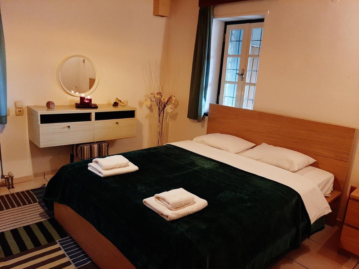 Radovoli Apartment ปาปิงโก ภายนอก รูปภาพ